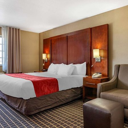 Comfort Suites Delavan - Lake Geneva Area Exteriér fotografie