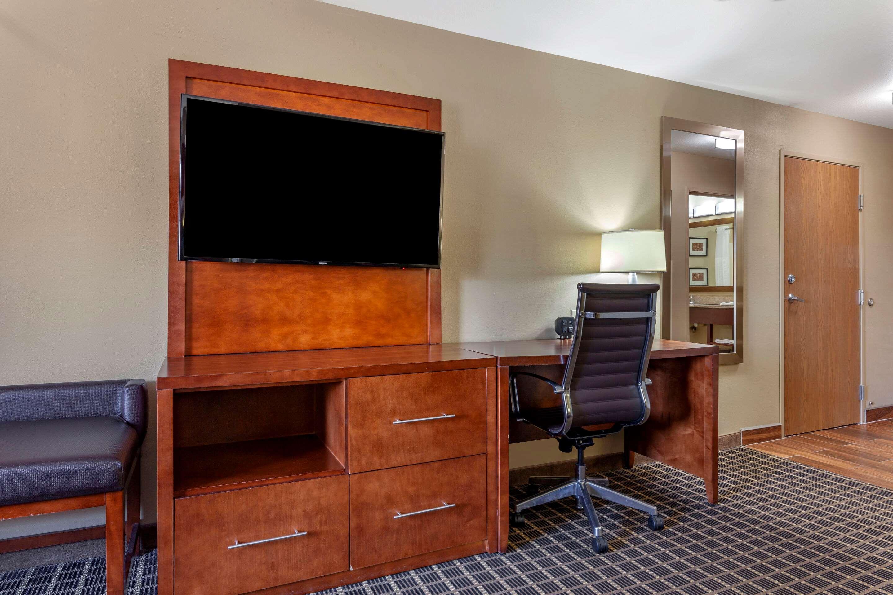 Comfort Suites Delavan - Lake Geneva Area Exteriér fotografie