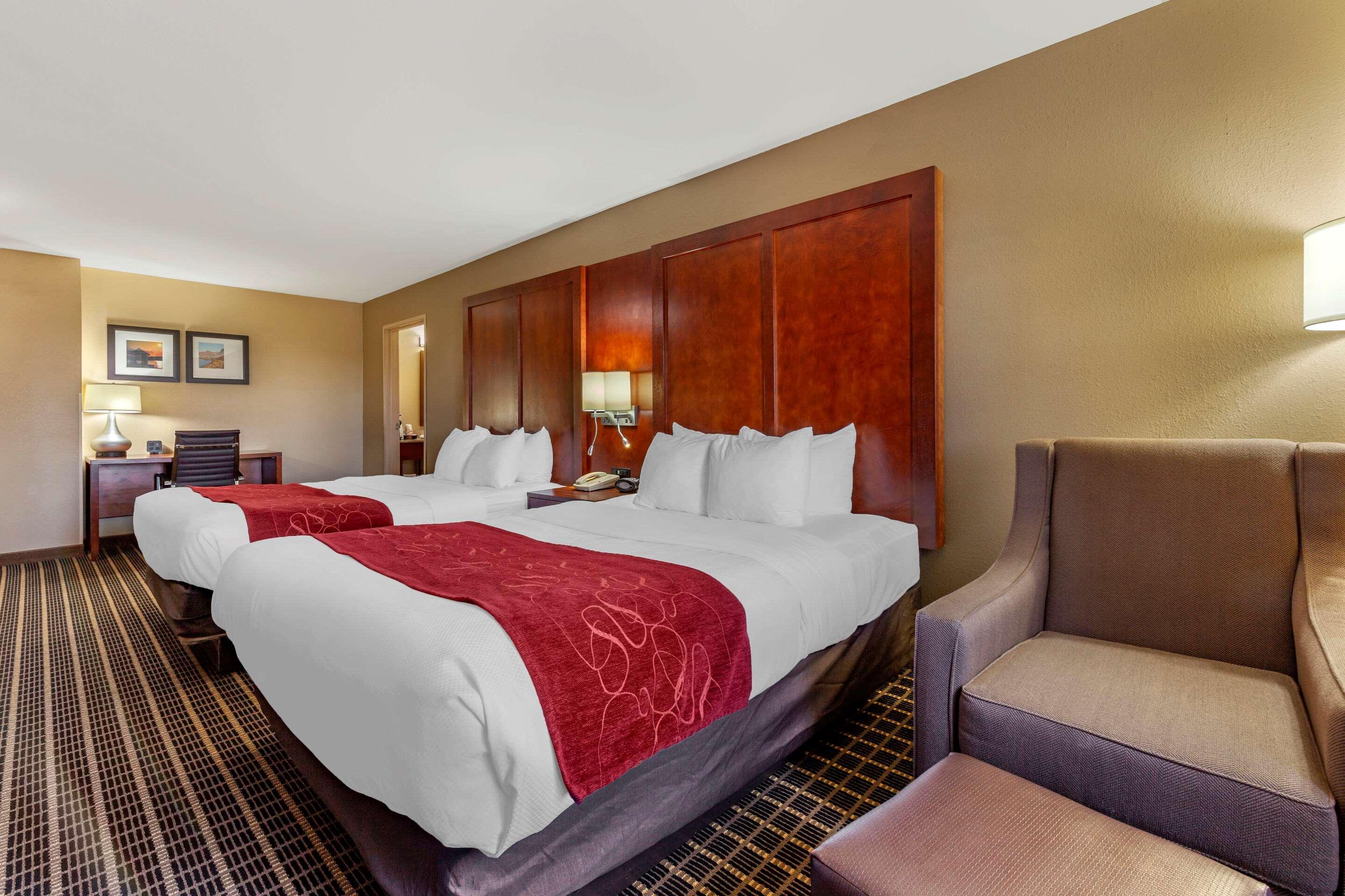 Comfort Suites Delavan - Lake Geneva Area Exteriér fotografie