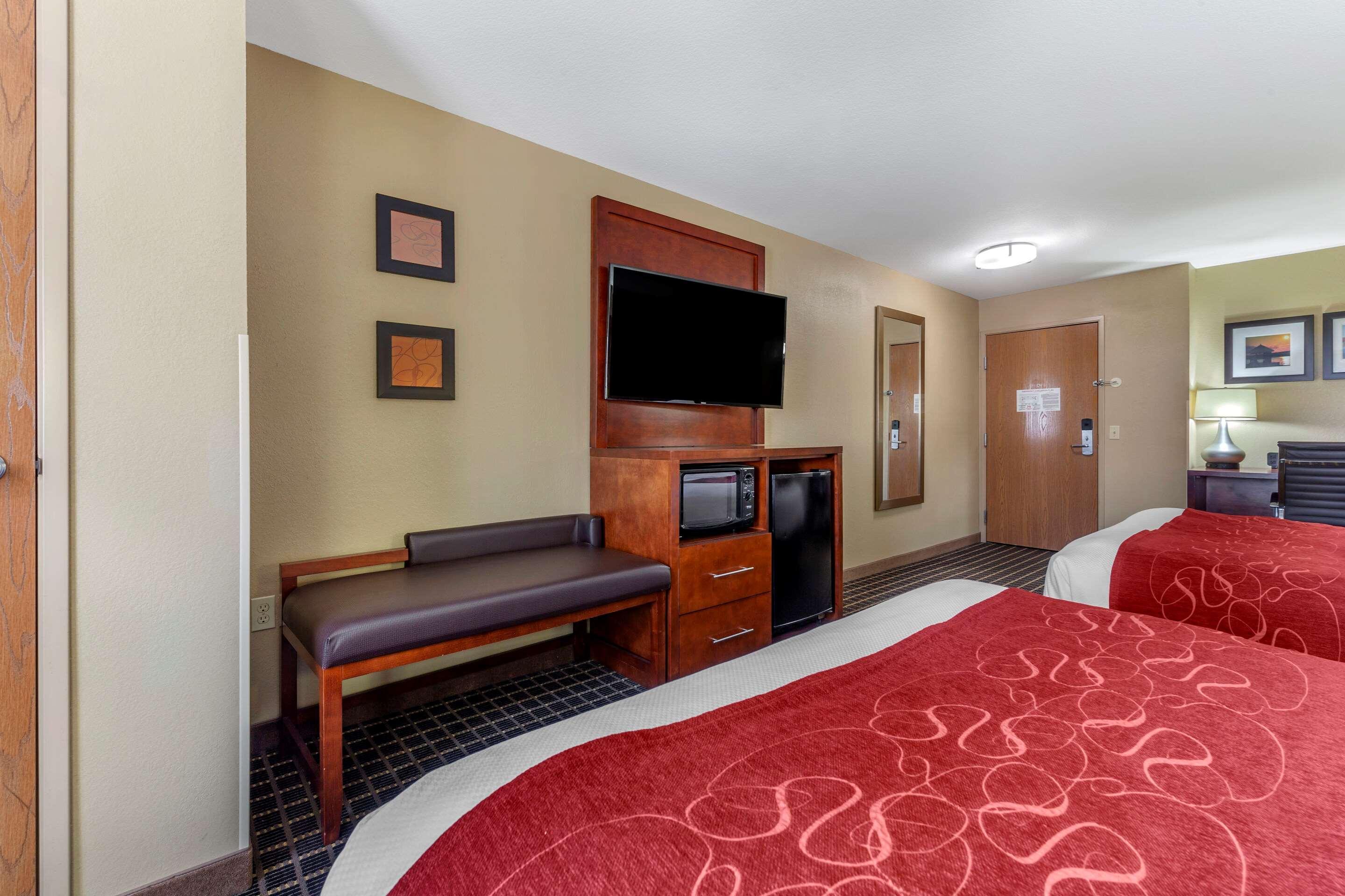 Comfort Suites Delavan - Lake Geneva Area Exteriér fotografie