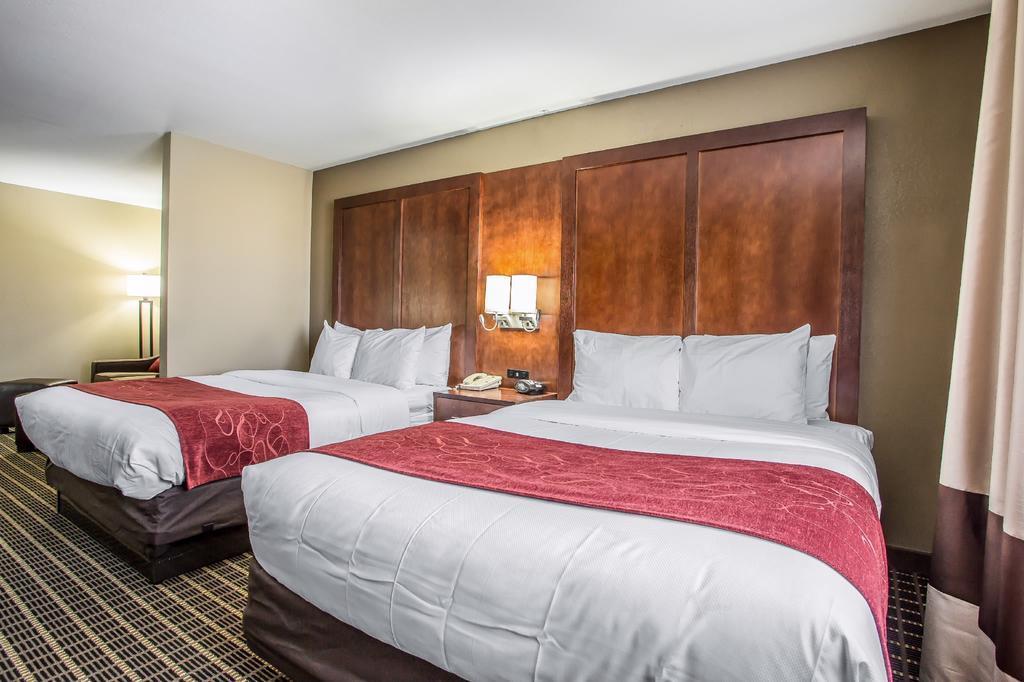 Comfort Suites Delavan - Lake Geneva Area Exteriér fotografie