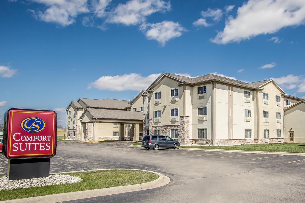 Comfort Suites Delavan - Lake Geneva Area Exteriér fotografie