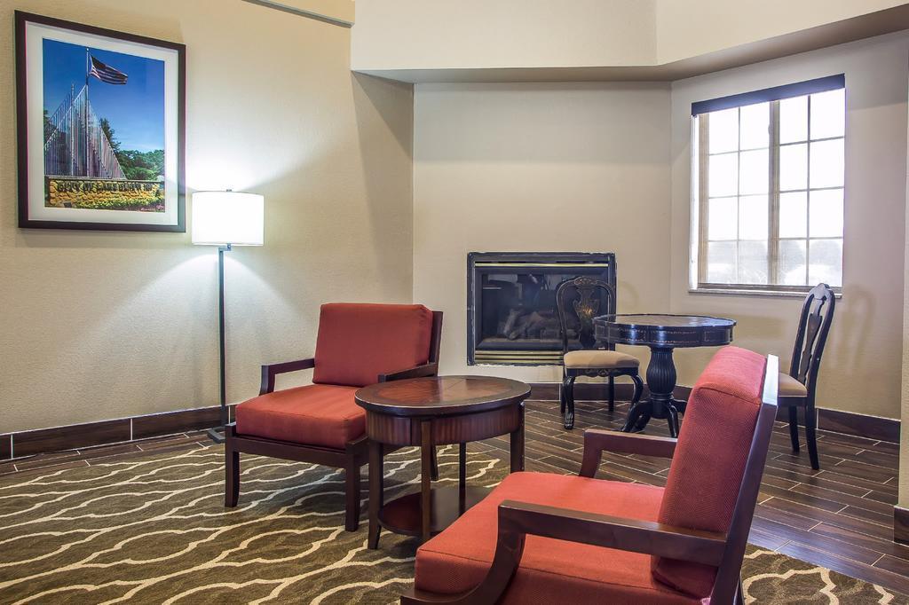 Comfort Suites Delavan - Lake Geneva Area Exteriér fotografie