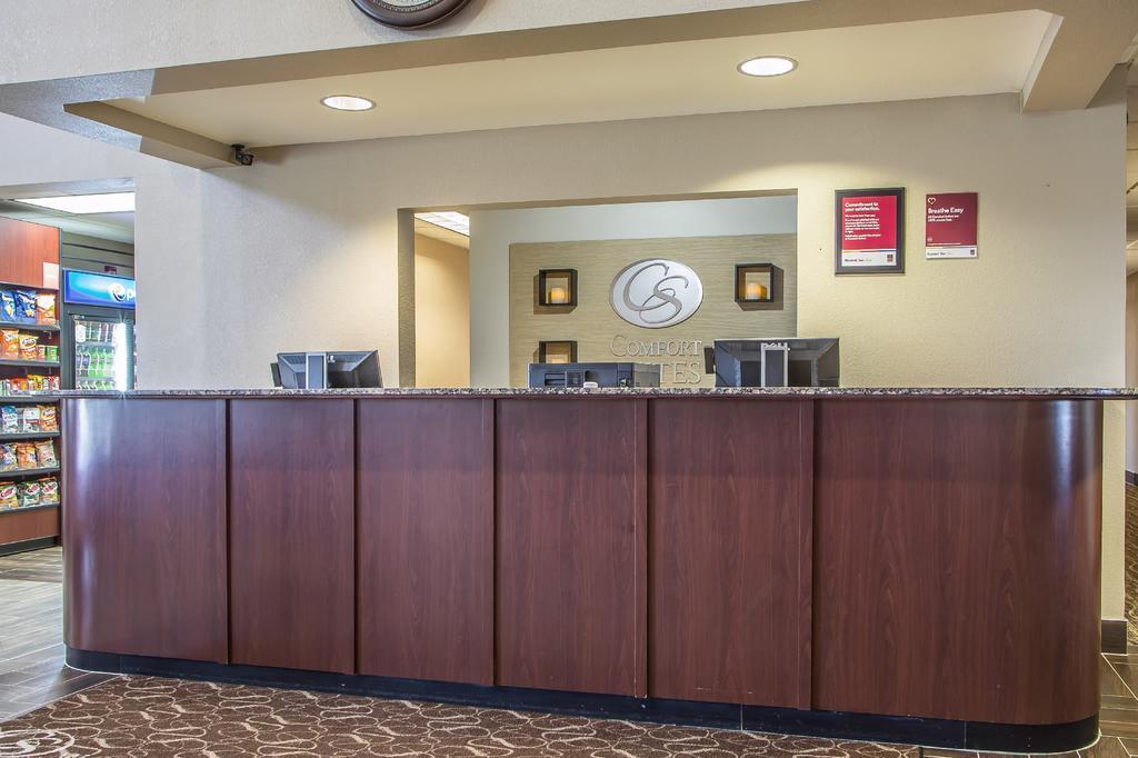 Comfort Suites Delavan - Lake Geneva Area Exteriér fotografie