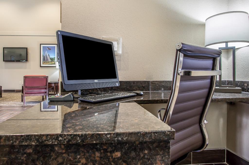 Comfort Suites Delavan - Lake Geneva Area Exteriér fotografie