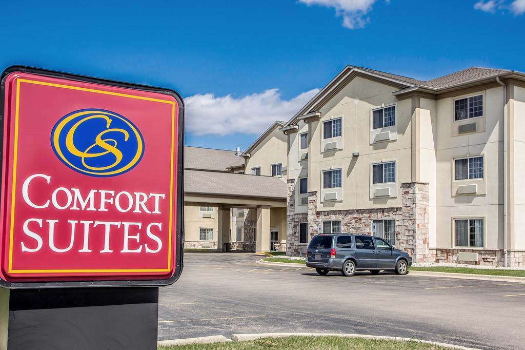 Comfort Suites Delavan - Lake Geneva Area Exteriér fotografie