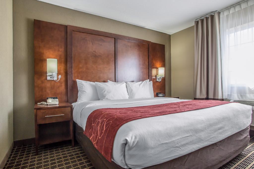 Comfort Suites Delavan - Lake Geneva Area Exteriér fotografie