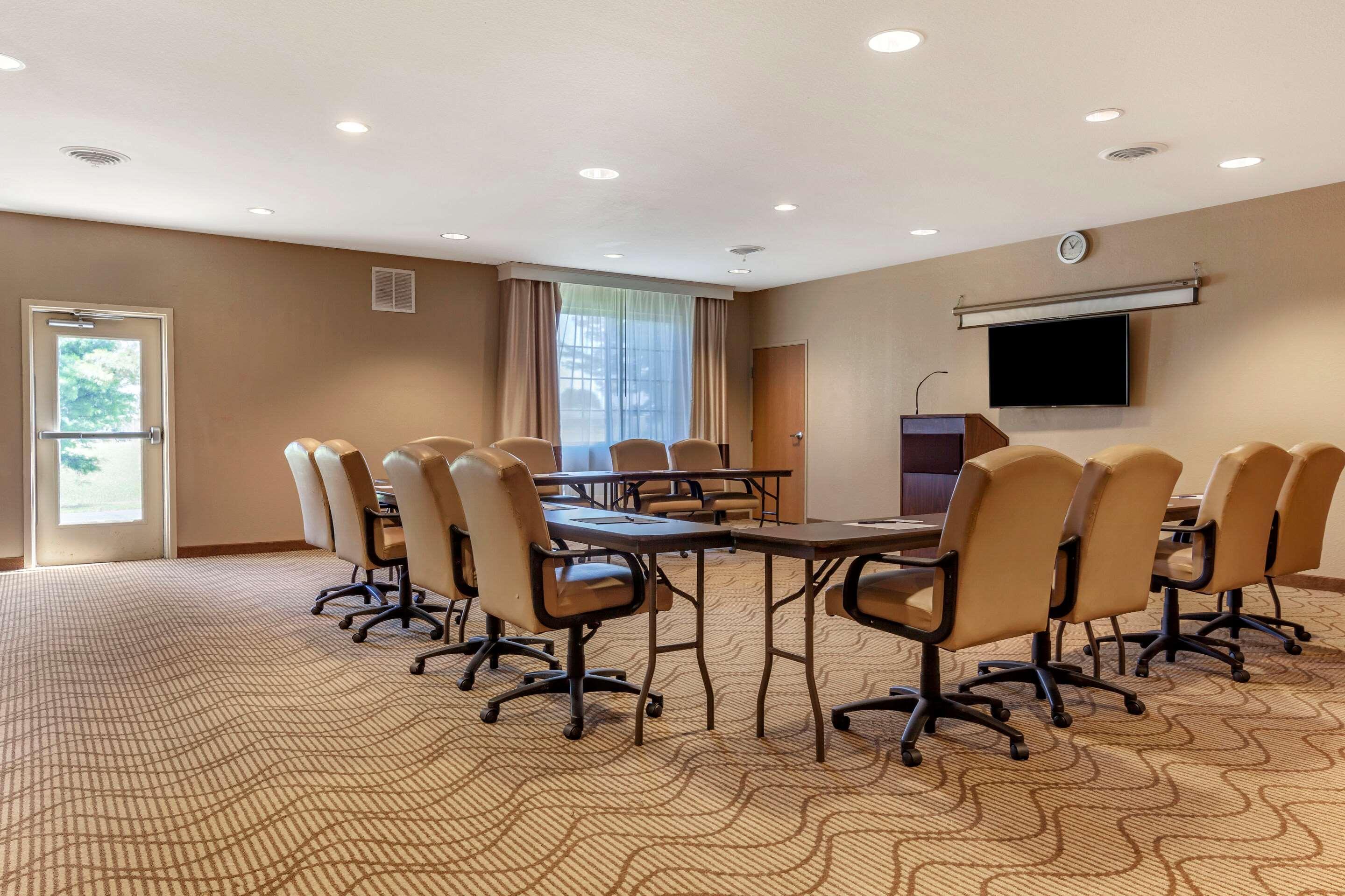 Comfort Suites Delavan - Lake Geneva Area Exteriér fotografie